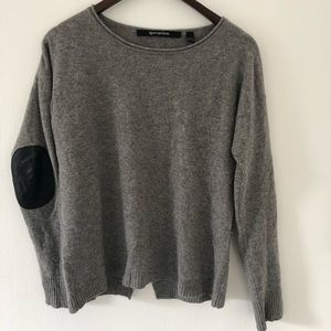 Grey sweater